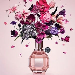 ✨SOLD✨ Victor & Rolf Flowerbomb Mini